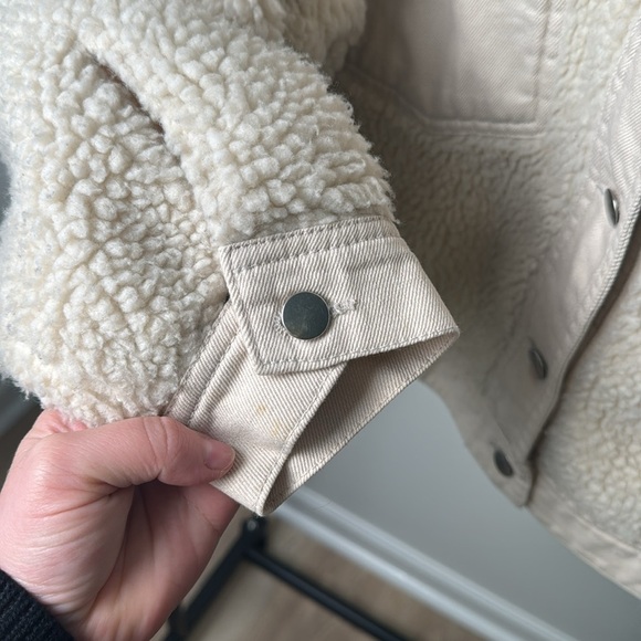 Zara Cream Denim and Sherpa Teddy Shearling Button Up Jacket Size Medium - Picture 5 of 8